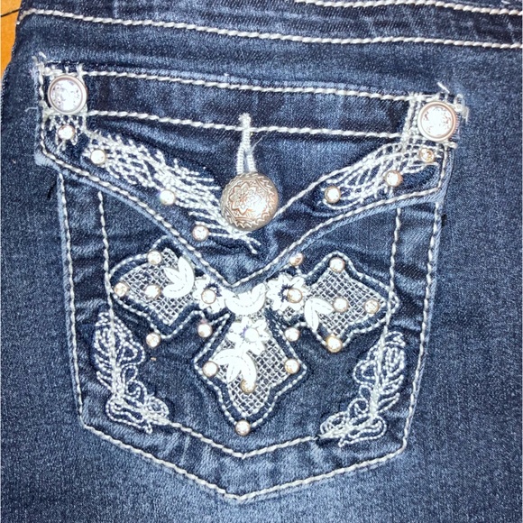 Gorgeous cross pocket detail jeans - Picture 2 of 10